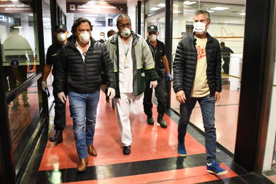 Sáenz supervisó el funcionamiento del protocolo de seguridad sanitaria en el Aeropuerto