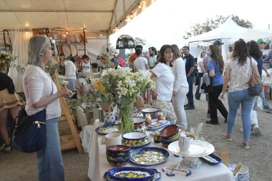 Hasta hoy, 1.060 emprendedores de toda Salta y del norte argentino, exponen y comercializan su producción en la primera gran feria de Salta, Potencia Emprende 2022