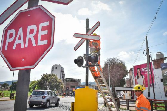 Comenzó en el paso a nivel de avenida Entre Ríos de la ciudad de Salta, donde trabaja personal de Trenes Argentinos Operaciones