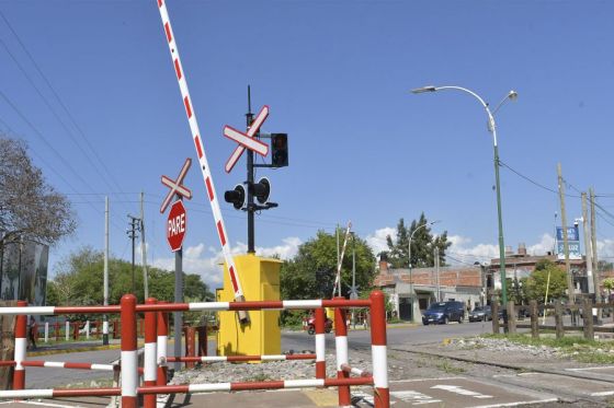 Comenzó en el paso a nivel de avenida Entre Ríos de la ciudad de Salta, donde trabaja personal de Trenes Argentinos Operaciones