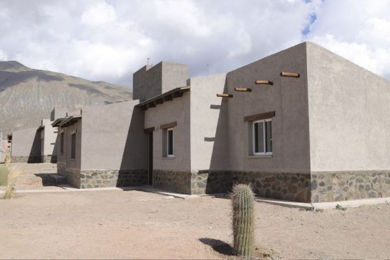 El presidente Fernández y el gobernador Sáenz encabezaron la entrega de las 15 primeras viviendas para comunidades rurales y pueblos originarios del programa nacional Habitar Comunidad