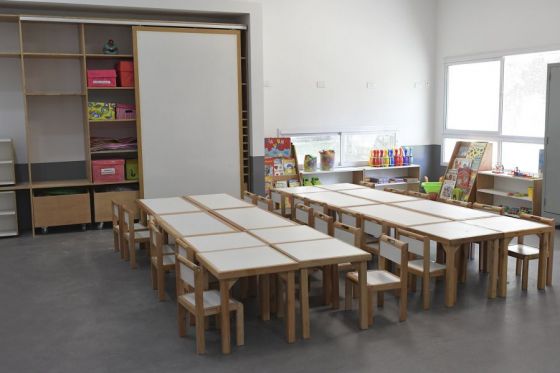 En coincidencia con el comienzo del ciclo lectivo, el Gobernador inauguró en San Lorenzo, el flamante edificio en el que iniciarán su trayecto educativo 130 niños de Nivel Inicial
