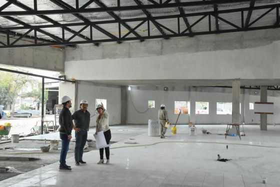 Se trata del nuevo edificio de la escuela técnica Nikola Tesla y la Terminal de Ómnibus