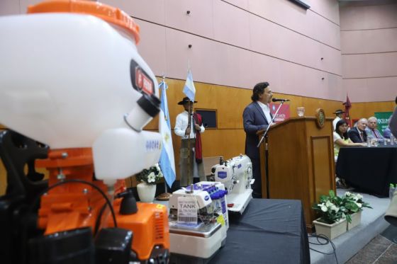 Se beneficiaron más de 100 emprendedores de bienes y servicios. Ya se invirtieron casi $120 millones, llegando casi al centenar de unidades productivas de más de 40 municipios