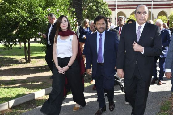Estuvo acompañado por la vicepresidenta de la Nación, el Ministro del Interior y los gobernadores de Misiones, Tucumán, Catamarca y Jujuy.