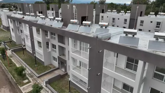 El complejo habitacional de Rosario de la Frontera fue reactivado por el Gobierno de Salta luego de la quita del financiamiento nacional