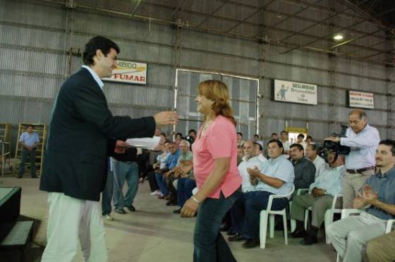 Juan manuel Urtubey en el Aeropuerto de Mosconi, Salta 2