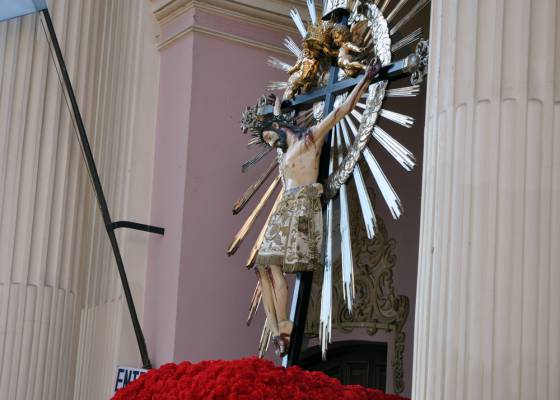 El pueblo de Salta renovó el Pacto de Fidelidad con el Señor y la Virgen del Milagro.