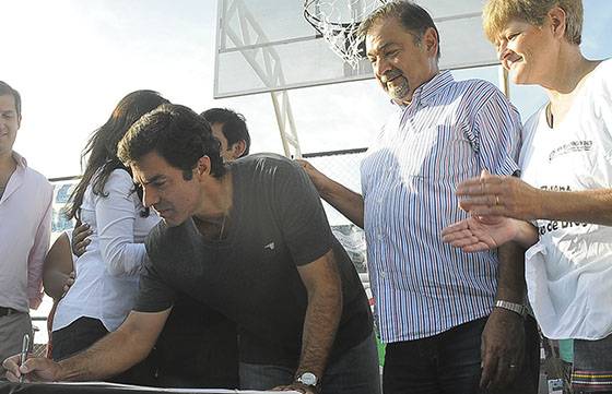 Un nuevo playón deportivo en la zona sur de Capital brinda más oportunidades a niños y jóvenes