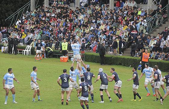 Gran acompañamiento de público en el primer partido de Los Pumas en Salta