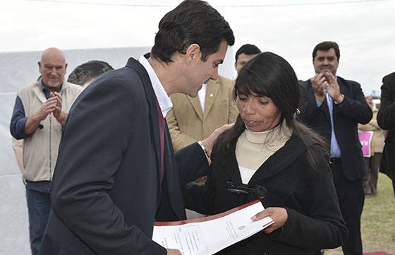 Histórica inversión pública y regularización dominial en Campo Quijano