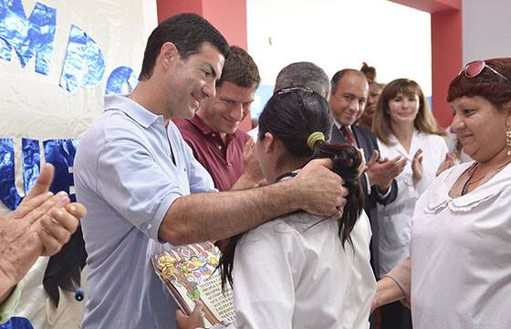 Urtubey inauguró un edificio escolar al que asisten 160 alumnos primarios de Hipólito Yrigoyen