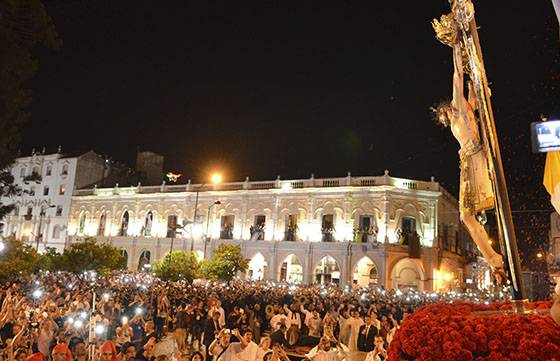 Más de 800 mil personas renovaron el Pacto de Fidelidad con el Señor y la Virgen del Milagro