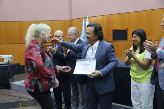 Salta sigue fortaleciendo los emprendimientos: Sáenz entregó herramientas a 29 unidades productivas