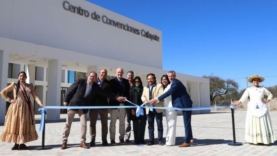 El Centro de Convenciones de Cafayate inaugurado por Sáenz es un hito para el turismo en los Valles Calchaquíes