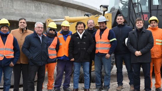 Depuradora Sur y viviendas en Pereyra Rozas: el Gobernador y funcionarios nacionales recorrieron las obras
