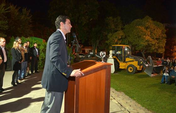 El municipio de Vaqueros recibió maquinarias para obras de infraestructura