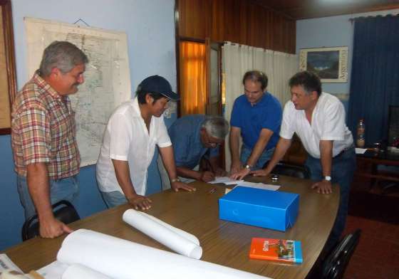 El Gobierno entregó apoyo económico a emprendedores aborígenes