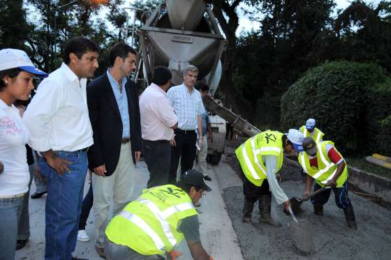 En San Lorenzo el Gobernador recorrió diversas obras