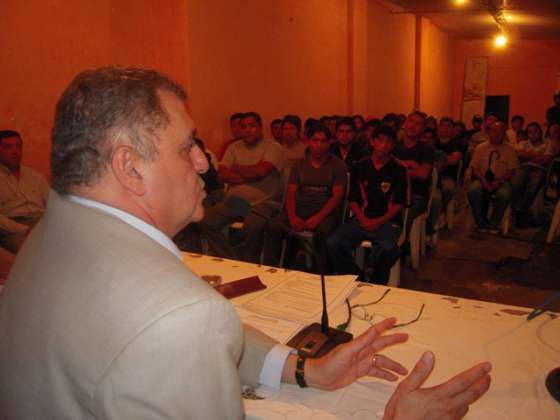 El ministro Loutaif presentó la línea de créditos para renovación de taxis y remises en Cerrillos