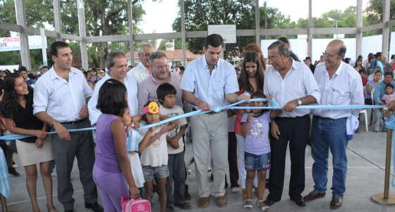 La Silleta cuenta con un moderno complejo polideportivo