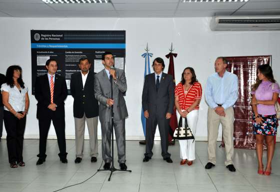 El gobernador Urtubey habilitó oficialmente el sistema de tramitación de pasaportes