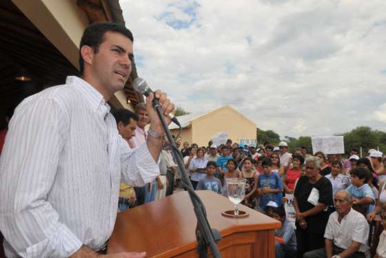 “Vamos a profundizar la descentralización para que haya más posibilidades de soluciones” dijo el Gobernador en Los Blancos