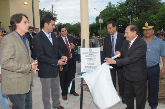 “Con la inauguración de este edificio reafirmamos la presencia del Estado en Mosconi”, dijo Urtubey 