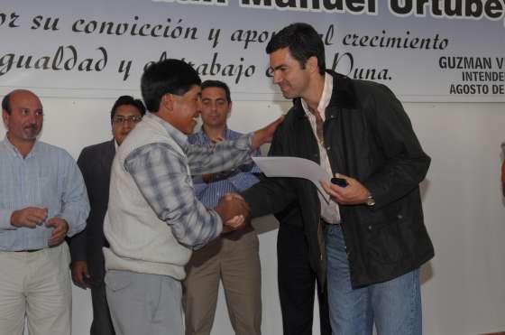 En San Antonio de los Cobres, el Gobernador entregó certificados por capacitaciones