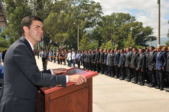 Ochocientos aspirantes a agentes de policía iniciaron hoy su ciclo lectivo