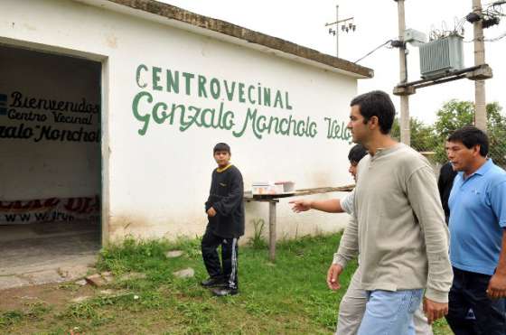 El Gobernador dialogó con vecinos del la zona sur este de la ciudad
