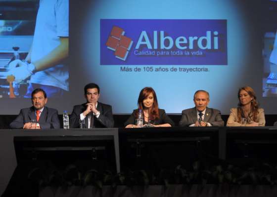 La Presidenta destacó que “en 2003 se invertía en Salta $887 millones, y ahora más de $5.000 millones” 