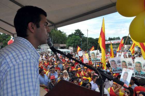 El Gobernador anunció importantes obras en el Municipio de Aguaray