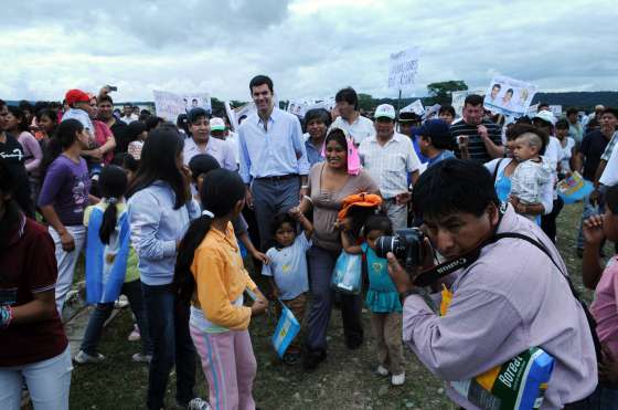 El Gobernador inauguró y recorrió obras en el municipio Isla de Cañas