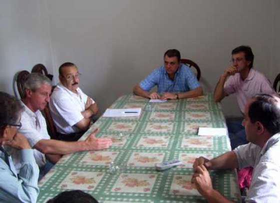 El ministro Loutaif se reunió con madereros de Orán