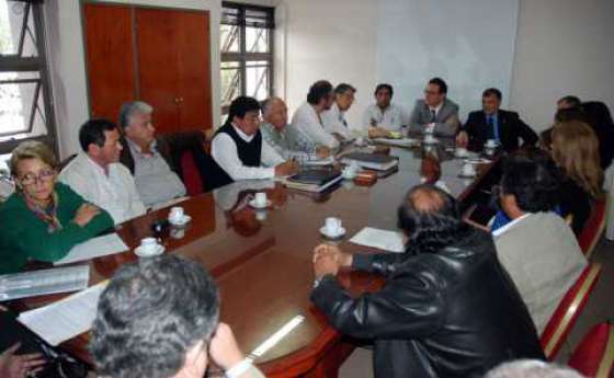 Nueva ronda de diálogo con gremios de la Salud