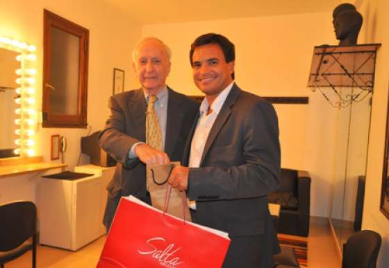 El ministro Posadas recibió al experto en marketing Tom Wise