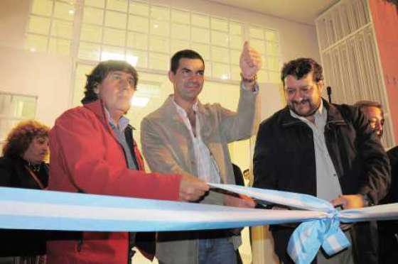 El gobernador participó en la inauguración de las remodelaciones de ATE