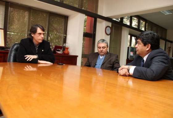 El ministro Kosiner recibió al nuevo jefe del Área IV de la Policía Federal