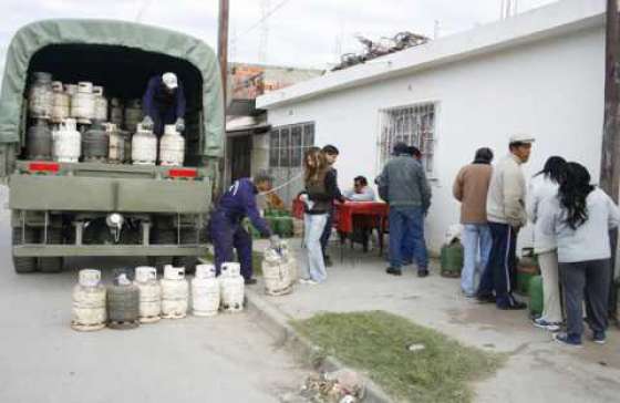 El programa “Garrafa para todos” intensifica la distribución en barrios salteños