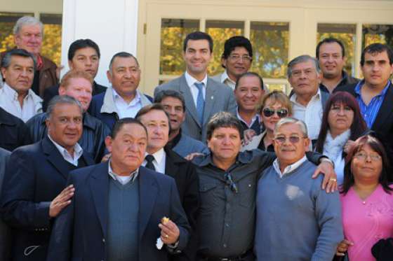 El Gobernador Urtubey se reunió con miembros de las 62 Organizaciones Peronistas