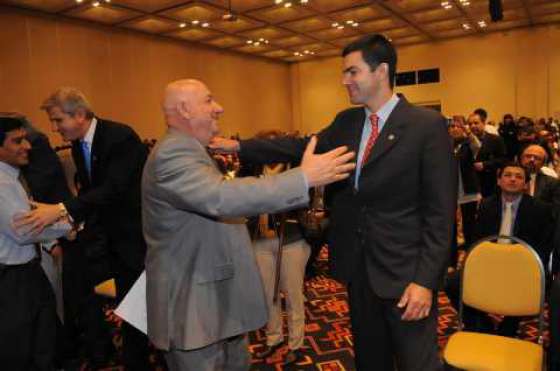 El Tribunal Electoral entregó los diplomas a intendentes y concejales electos