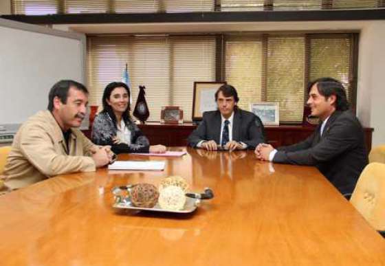 Aplicarán el voto electrónico en elecciones de la Asociación de Profesionales de La Loma