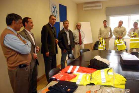 Entregaron indumentaria a empleados de Control y Fiscalización