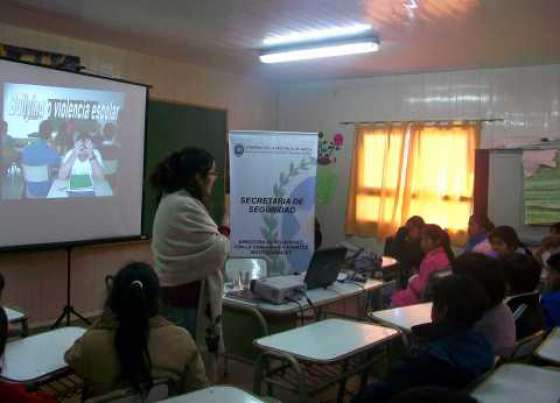 Alumnos de San Antonio de los Cobres se capacitaron en prevención de adicciones