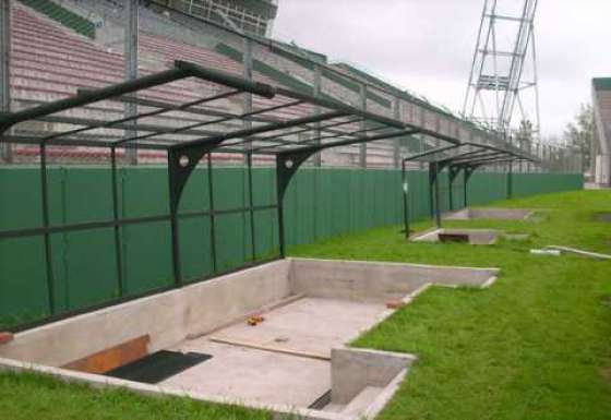 Funcionarios recorrieron el estadio Martearena