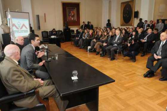 Urtubey destacó la importancia de la participación ciudadana para trabajar contra la inseguridad y la exclusión social