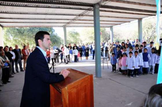 Numerosas familias del paraje San Antonio de La Candelaria cuentan con el servicio de energía eléctrica