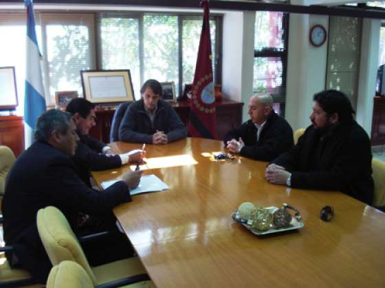 El ministro de Gobierno recibió a dirigentes del Partido Encuentro Popular