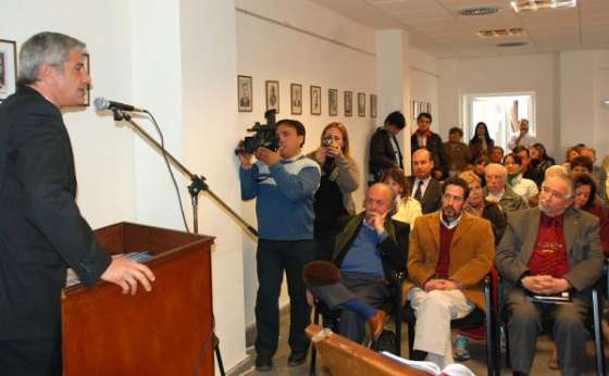 Zottos en la presentación del libro El otro Güemes